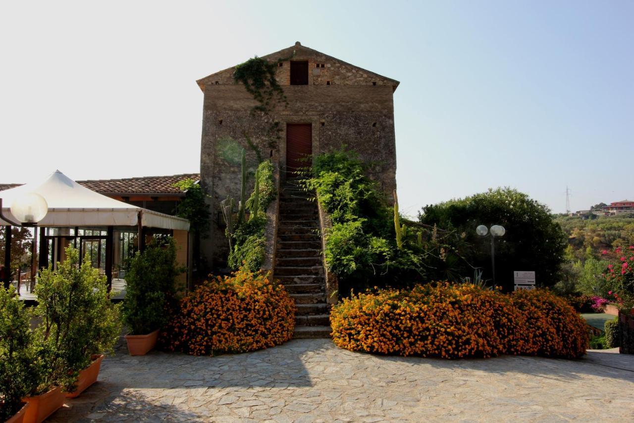 Hotel Villaggio Calaghena Montepaone Extérieur photo