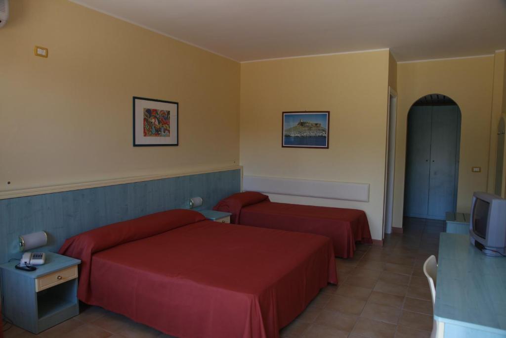 Hotel Villaggio Calaghena Montepaone Extérieur photo